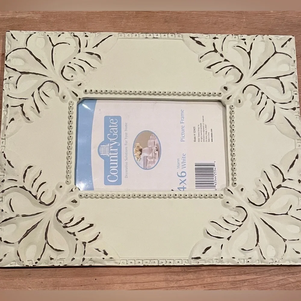 NWOT Country Gate Shabby Chic Photo Frame Rustic distressed western 4x6